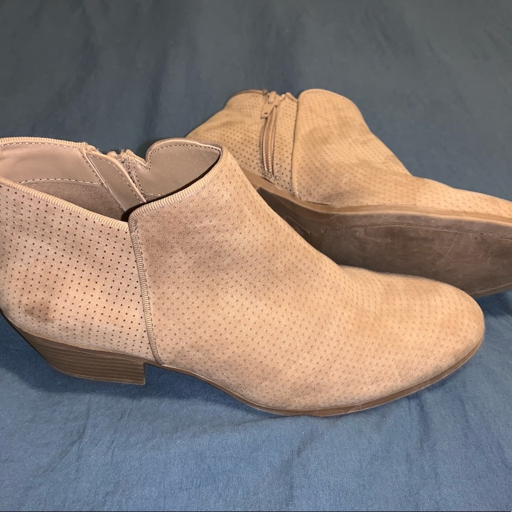 beige ankle boots
